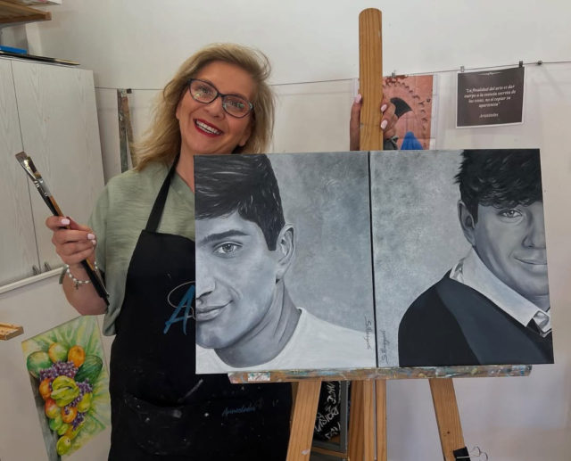 Con más de una década de experiencia ininterrumpida y dedicación profunda al mundo del dibujo y la pintura